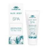 Facial
  mask with Aloe Vera and clay